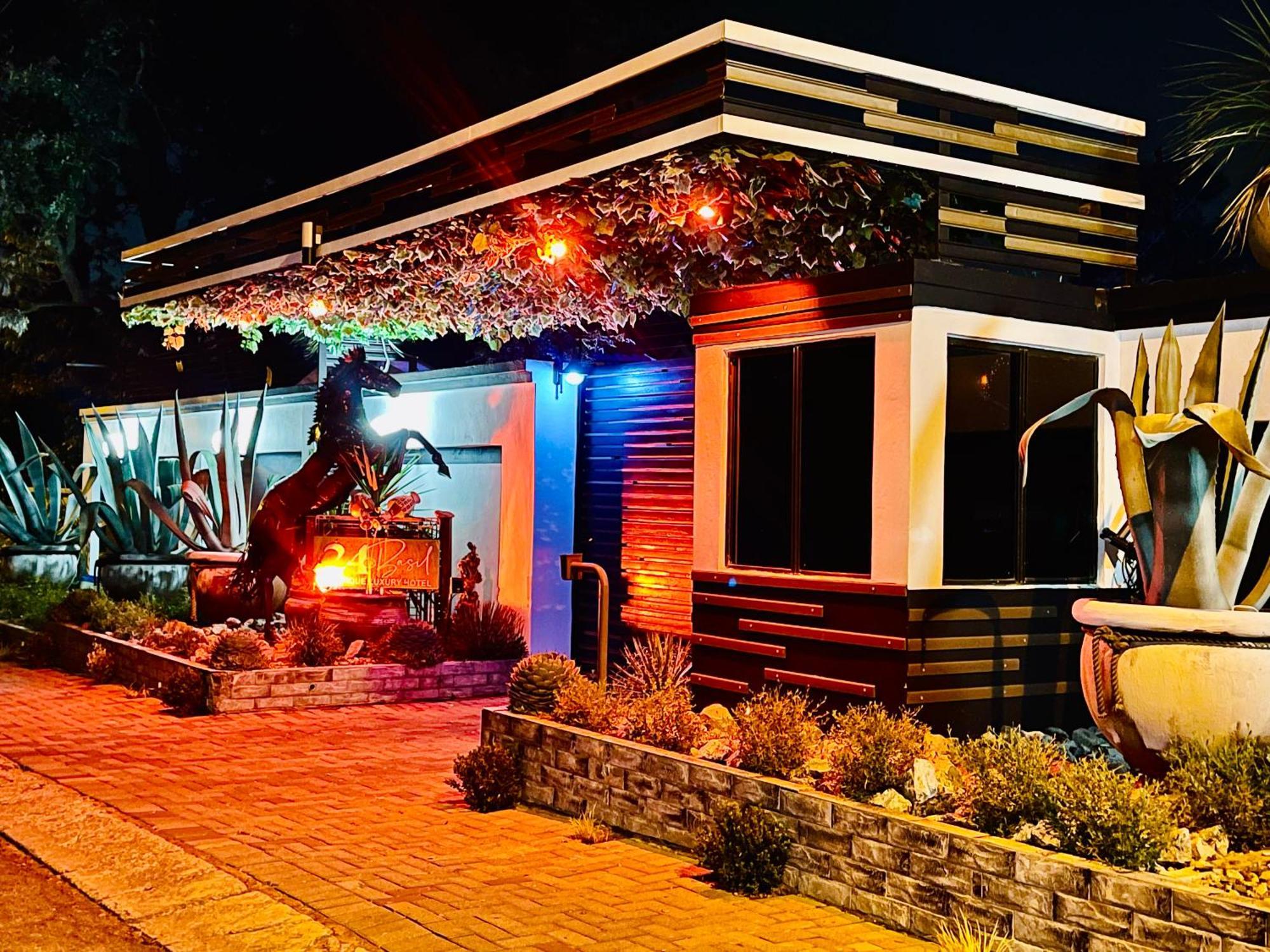 24 On Basil Boutique Luxury Hotel Johannesburg Exterior photo